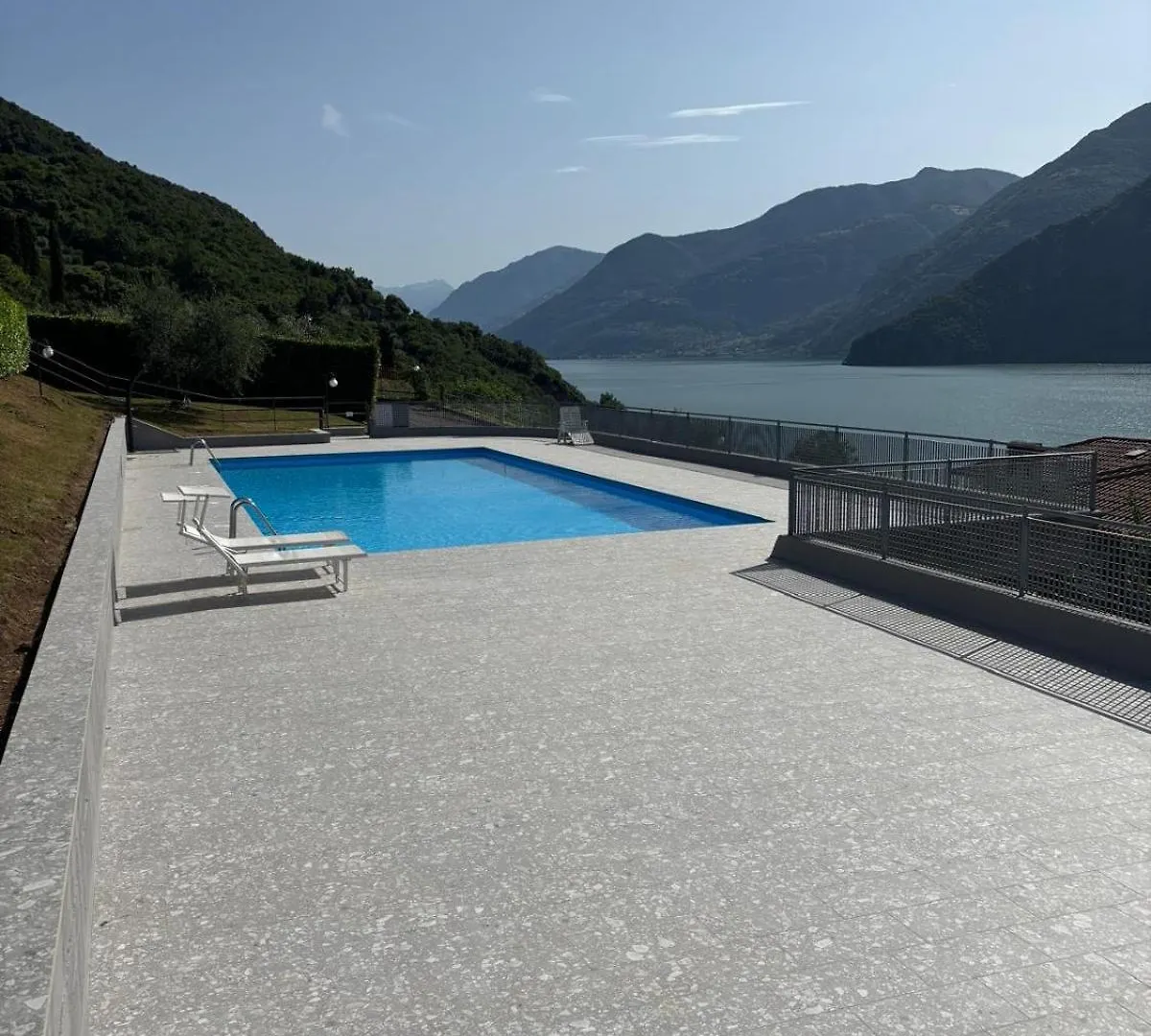 アパート Appartamento Vista Lago リーヴァ・ディ・ソルト イタリア